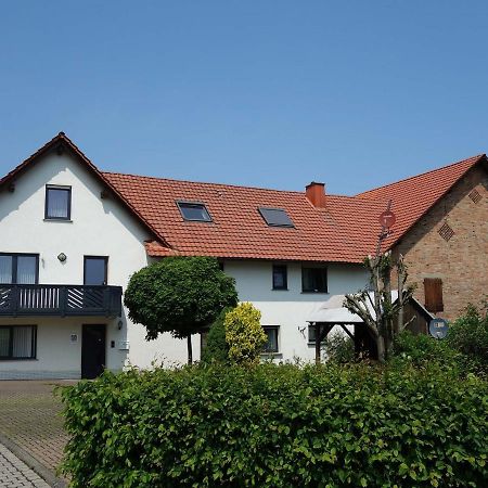 Monteurwohnungen Goeb - Nicht Fuer Urlaubsgaeste Geisa Exterior foto